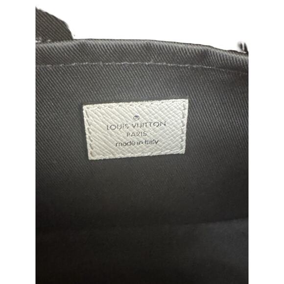 Louis Vuitton Avenue Sling Bag Monogram Eclipse Reverse Crossbody MA0252 - Picture 4 of 6